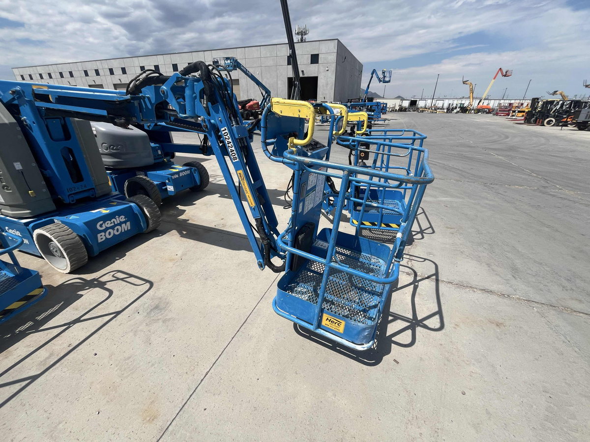 2018 Genie Z-30/20N RJ-3