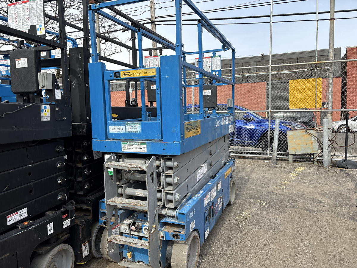 2016 Genie GS-2632-3