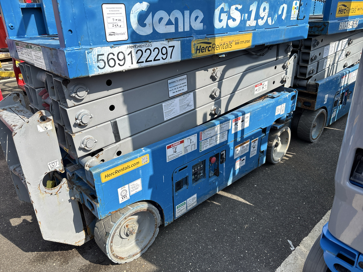 2019 Genie GS-1930-4