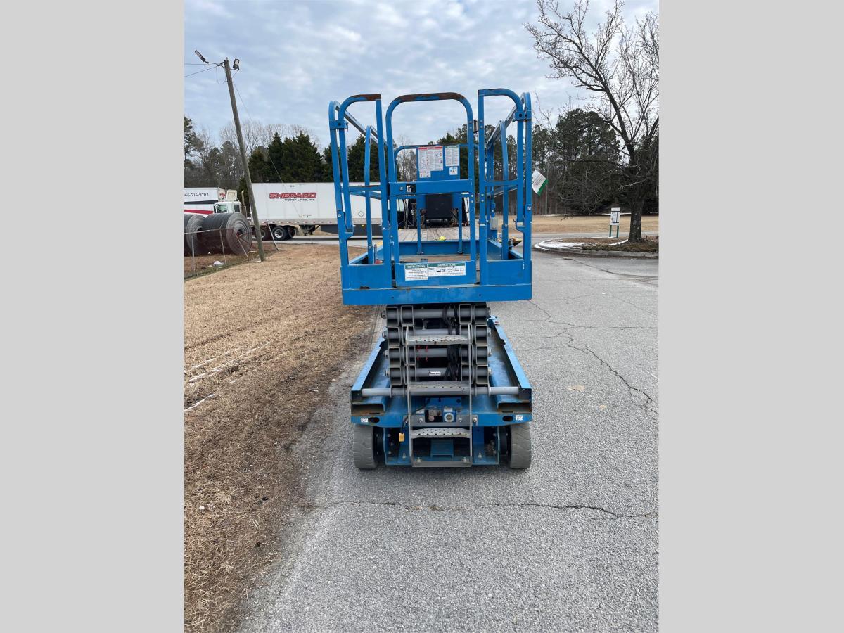 2018 Genie GS-3246-2