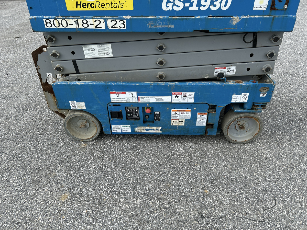 2017 Genie GS-1930-13