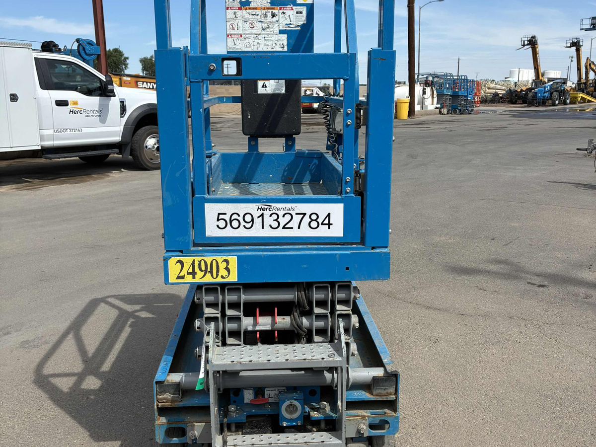 2019 Genie GS1330M-3