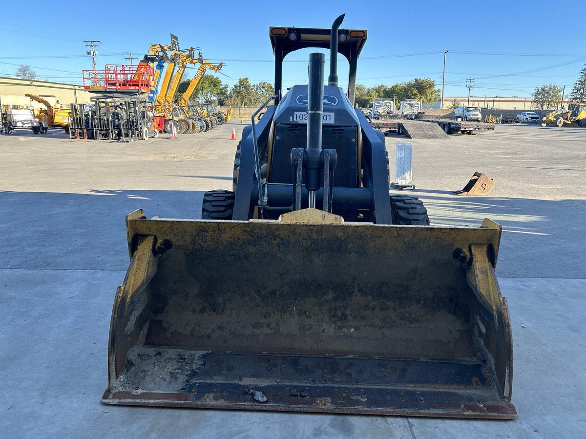 2021 John Deere 210LEP