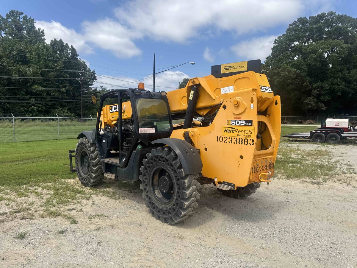 2018 JCB 509-42-3