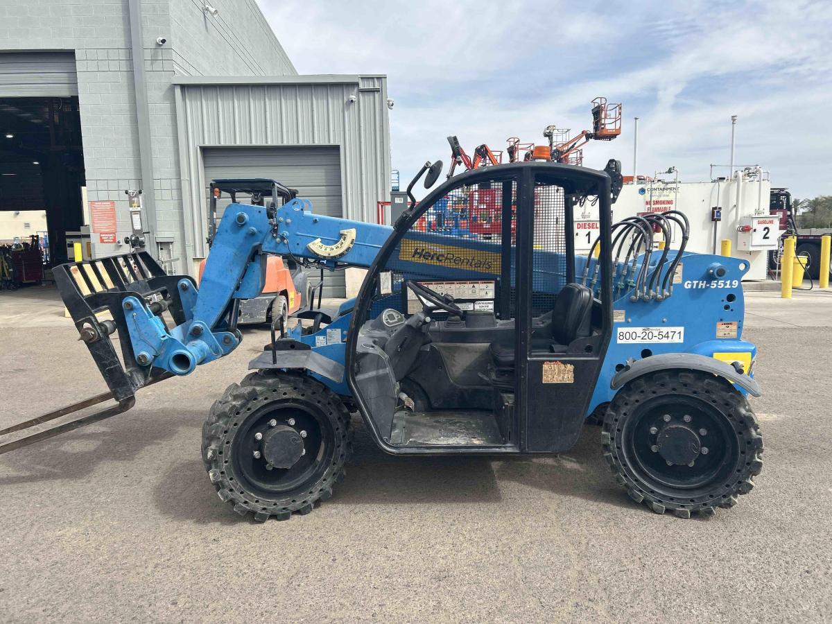 2018 Genie GTH-5519