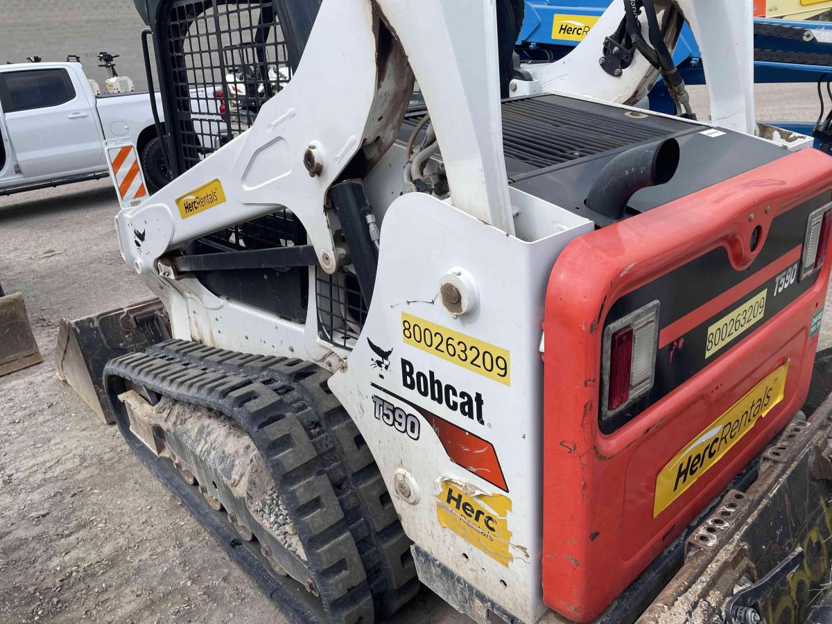 2019 Bobcat T590