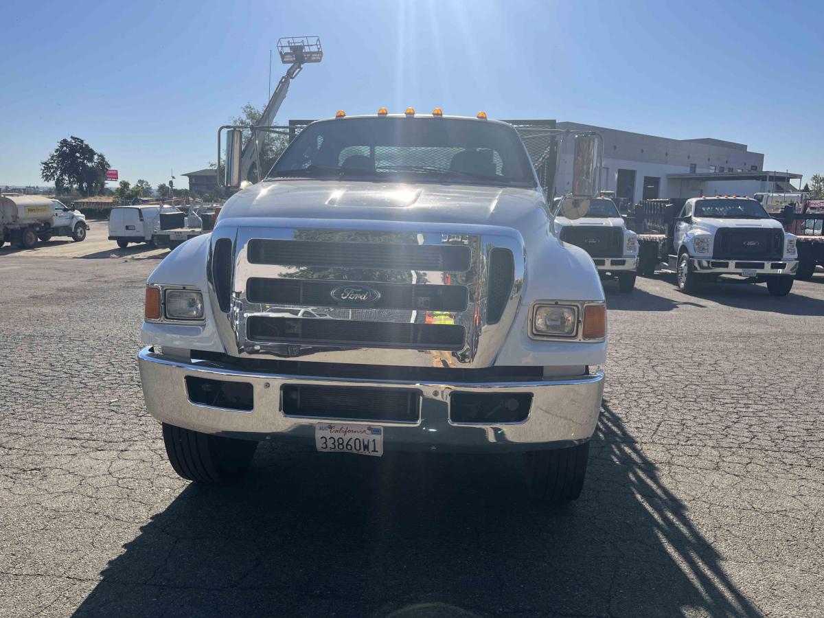 2015 Ford F750