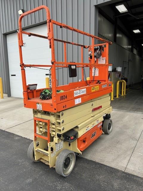 2018 JLG 2632ES