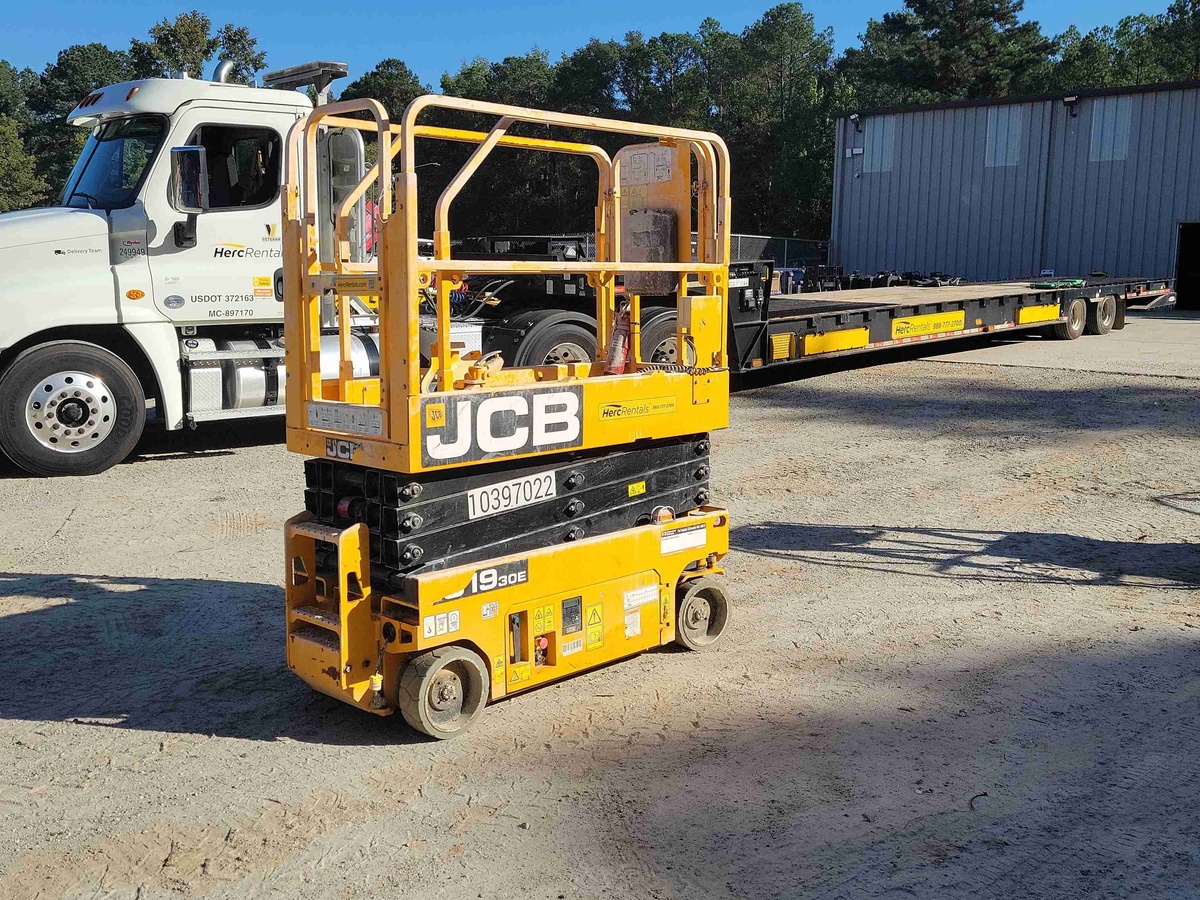 2022 JCB S1930E-4
