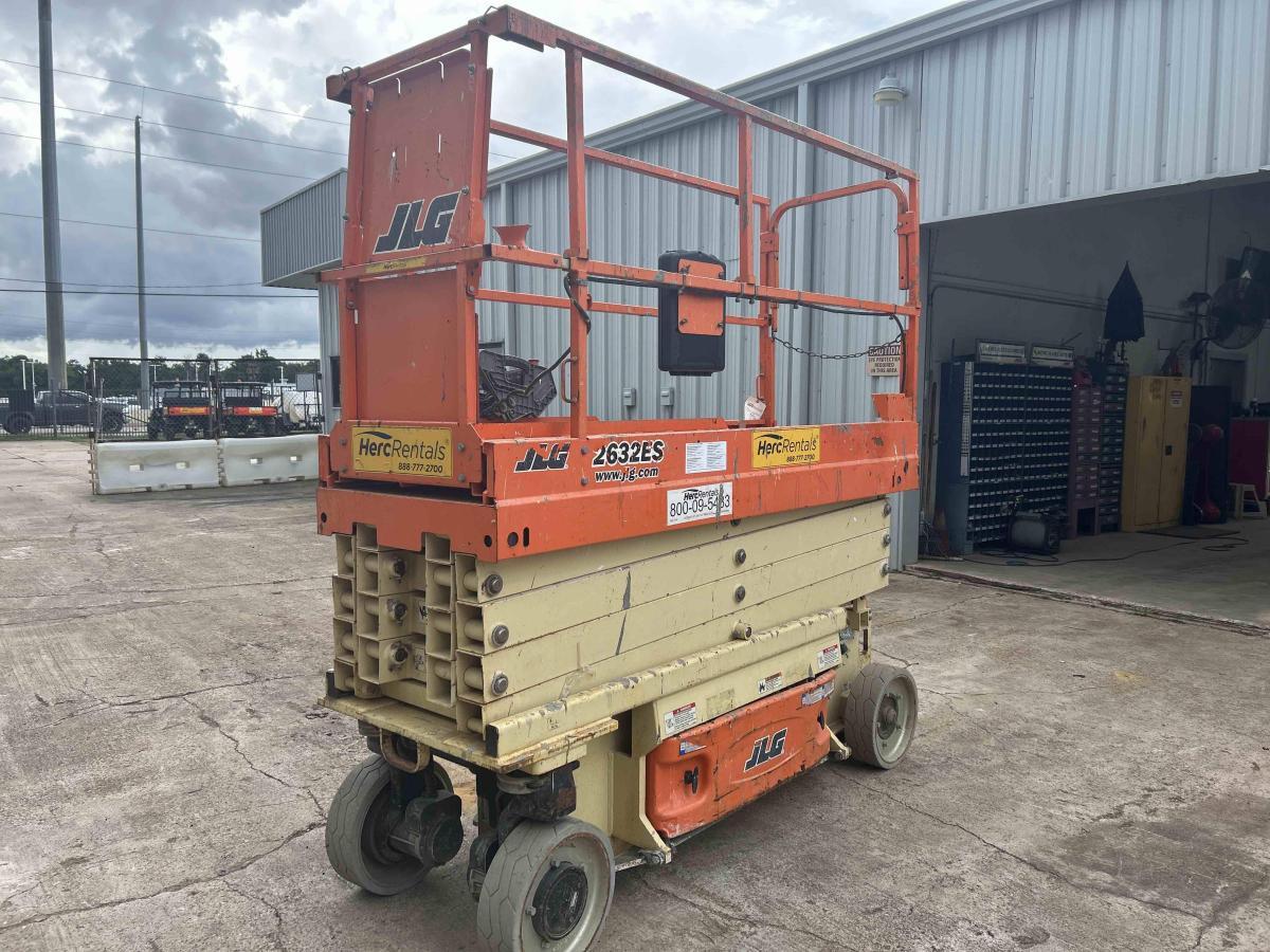 2016 JLG 2632ES-2