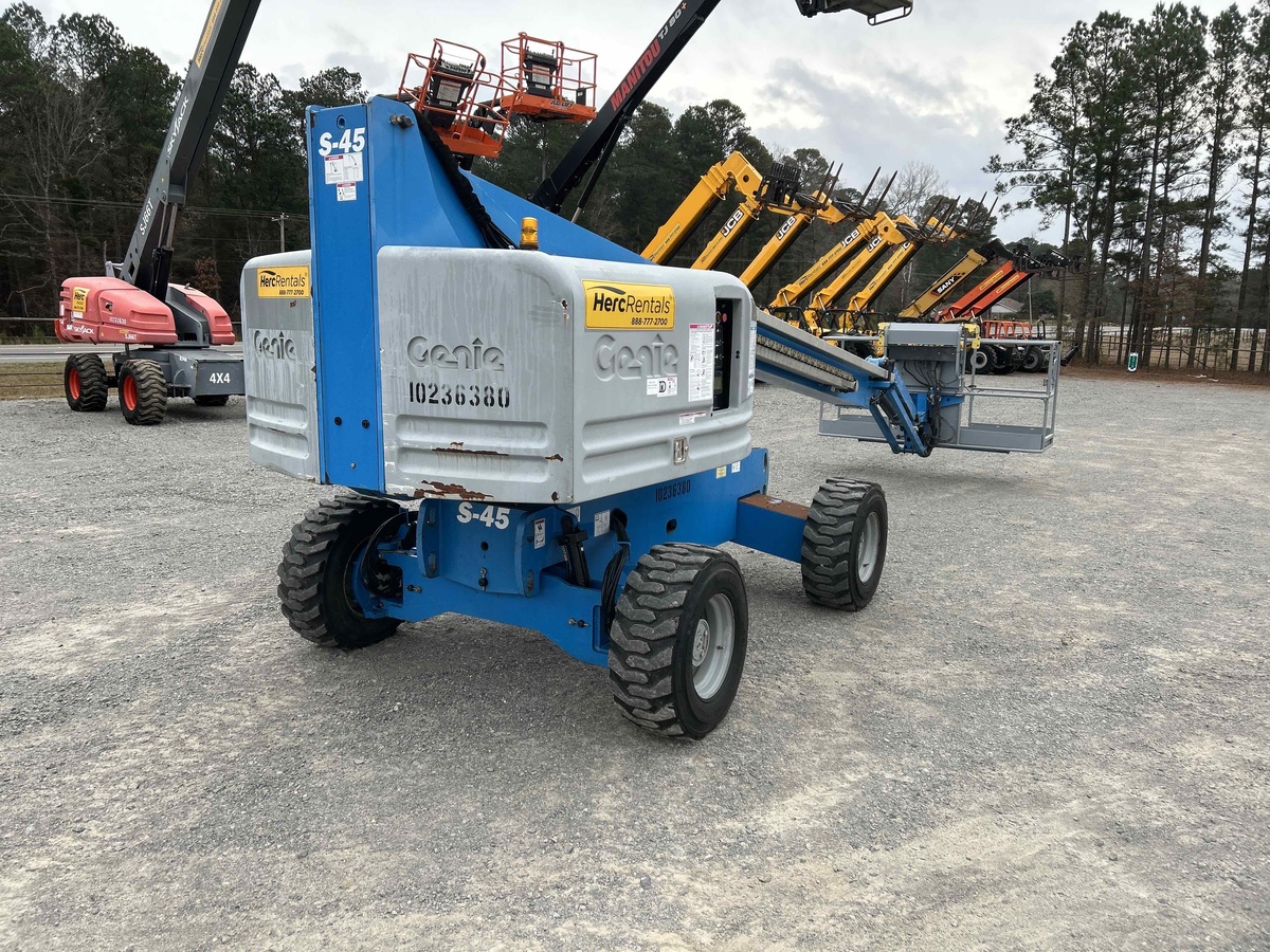 2018 Genie S-45-4