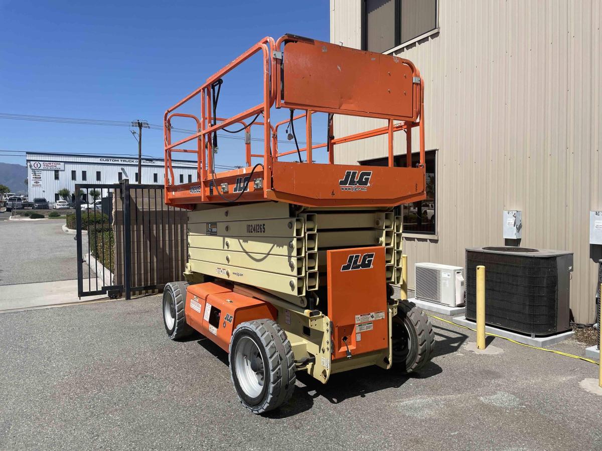 2018 JLG 4069LE