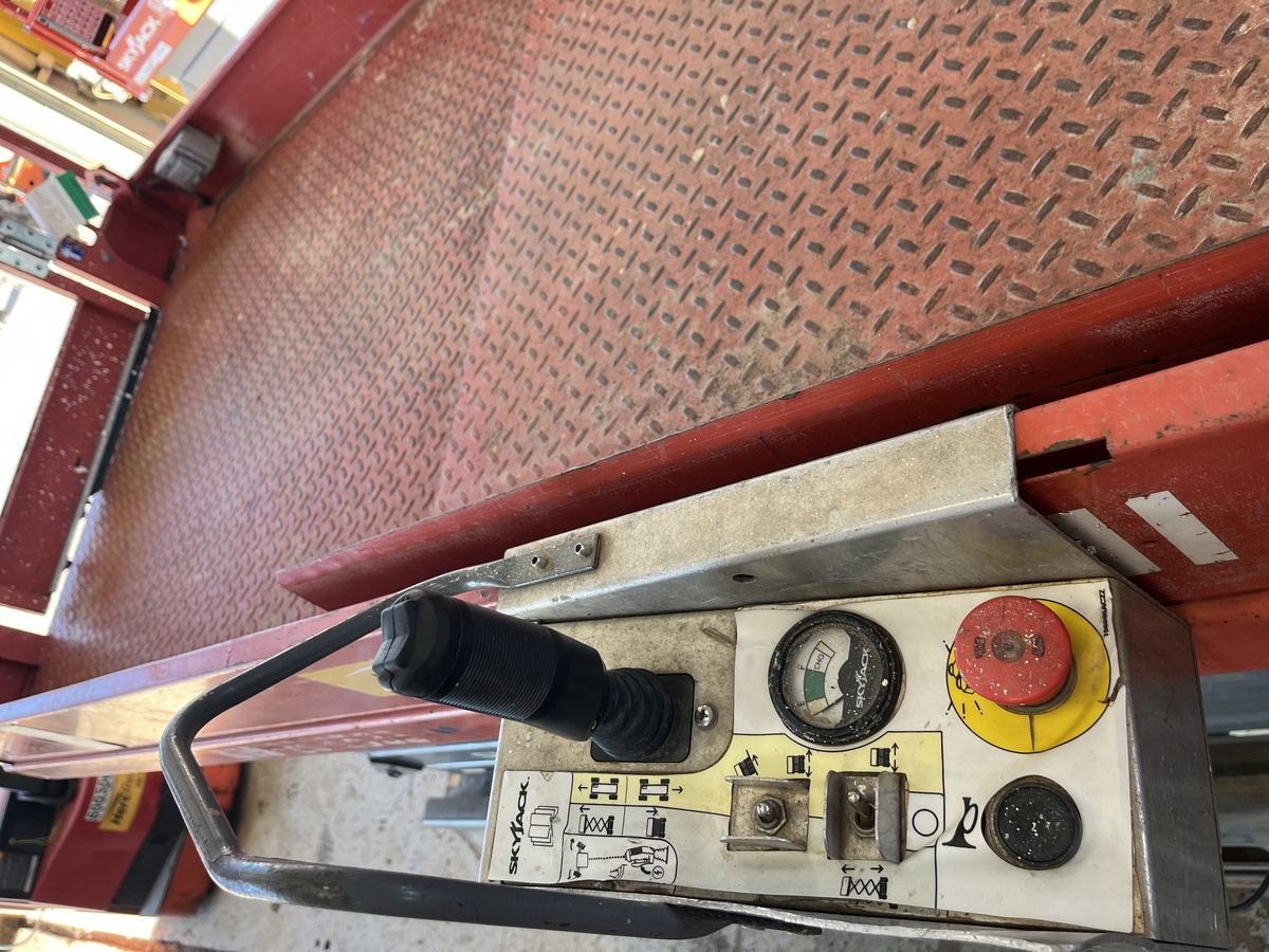 2018 Skyjack SJ4740-6