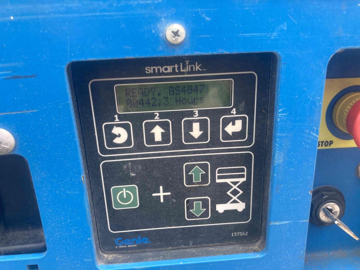 2018 Genie GS-4047