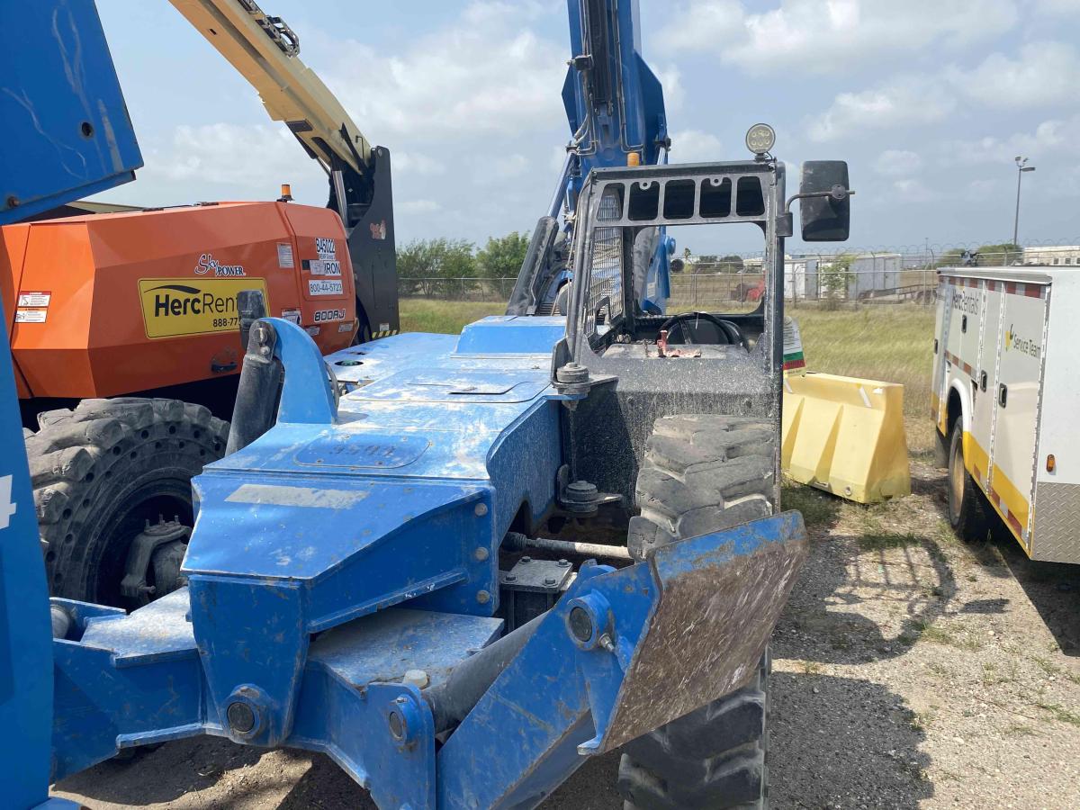 2018 Genie GTH-1056