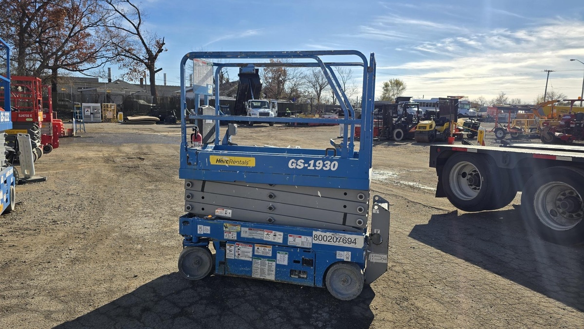 2018 Genie GS-1930-4