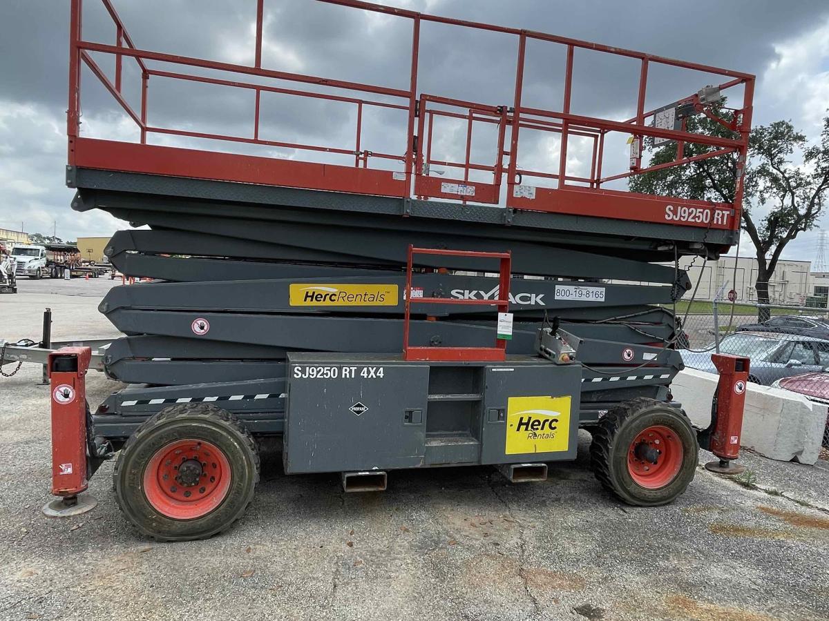 2018 Skyjack SJ9250 RT