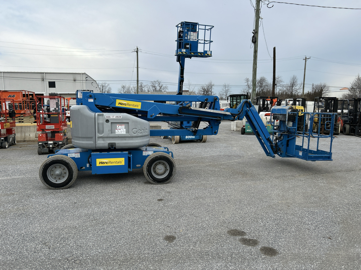 2017 Genie Z-45/25-2