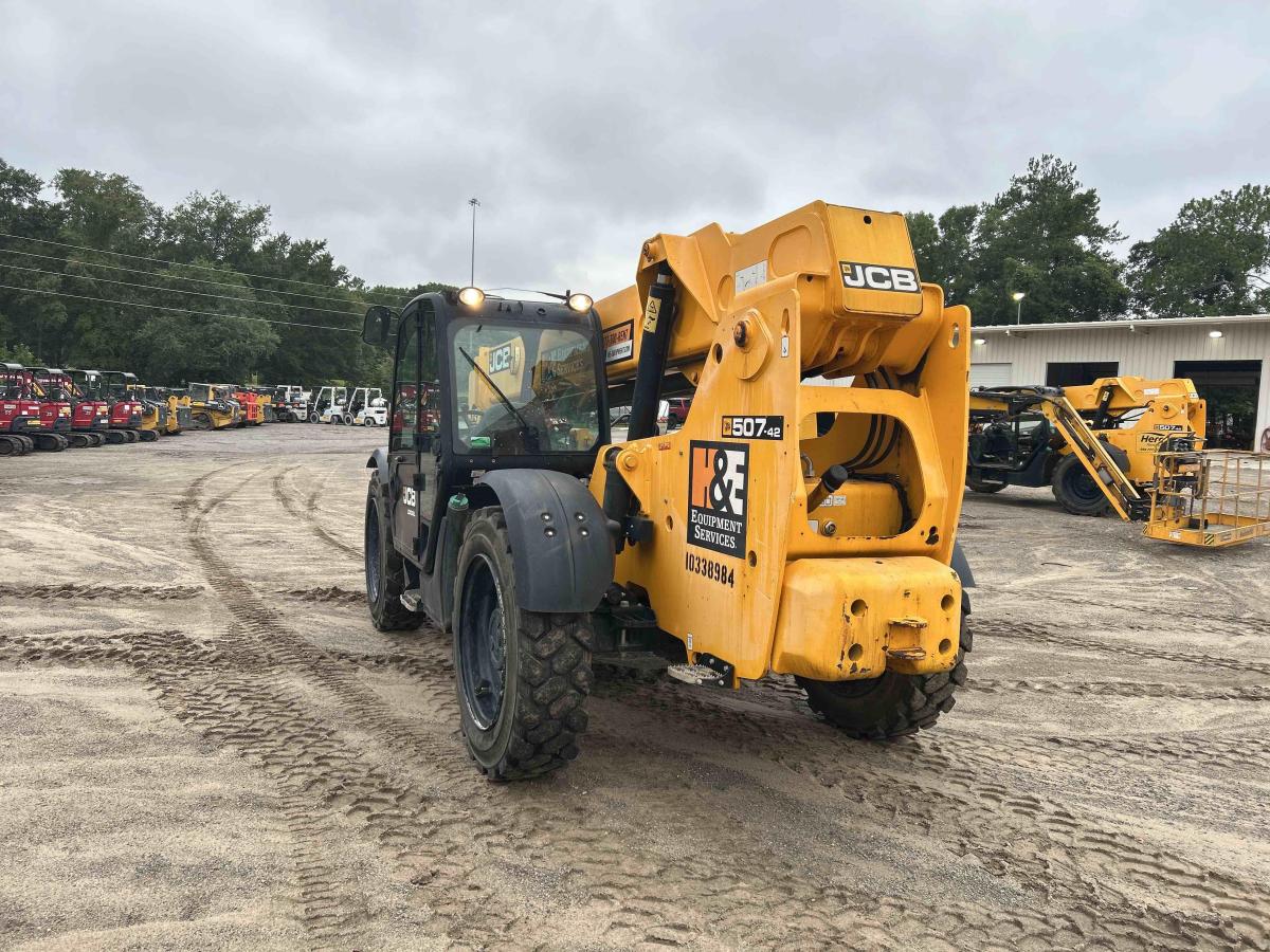 2021 JCB 507-42-3