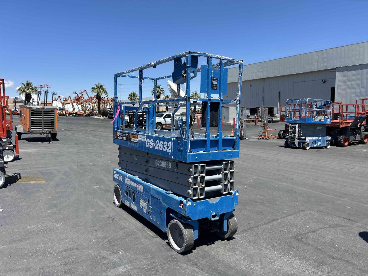 2017 Genie GS-2632
