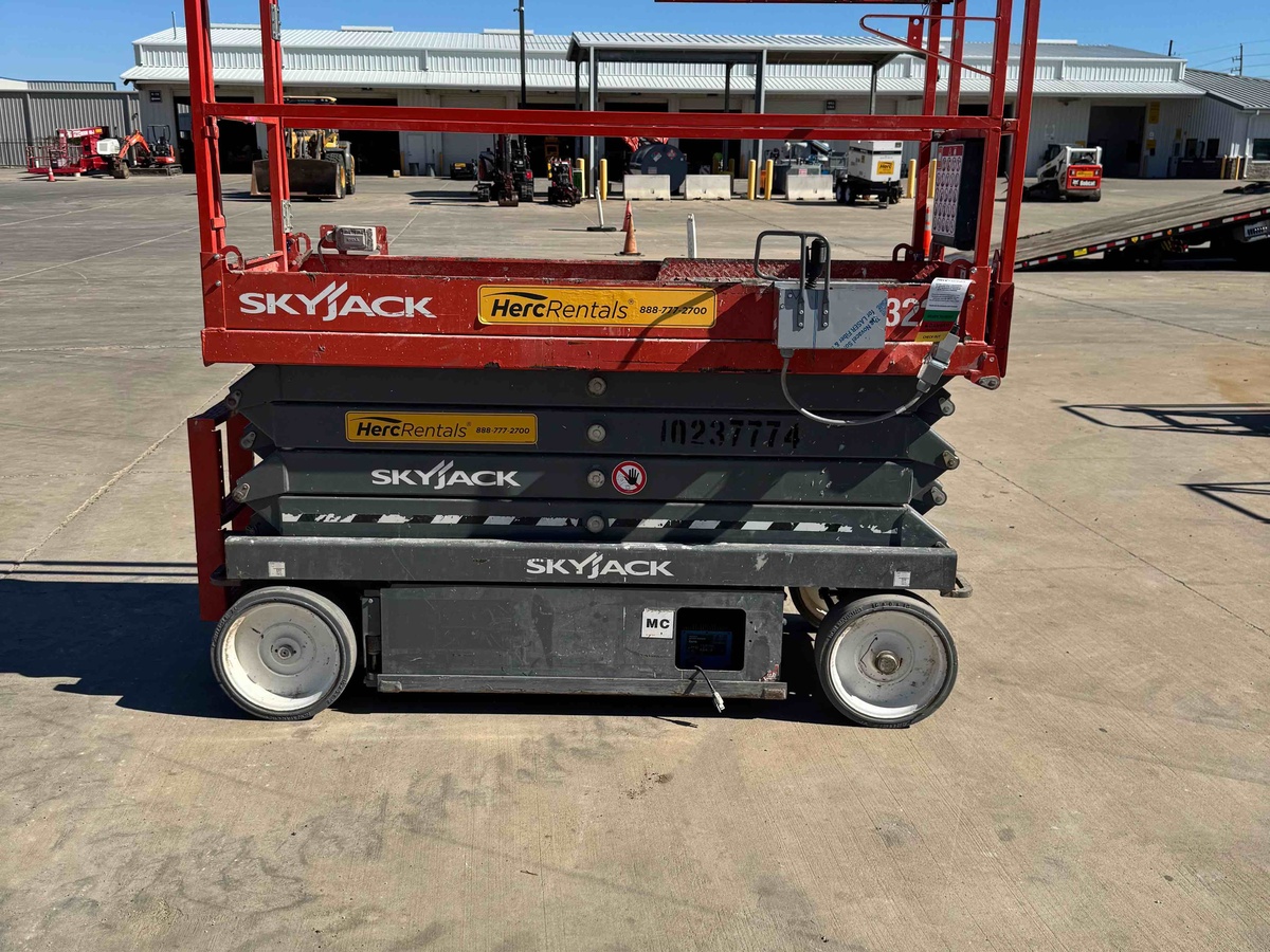 2018 Skyjack SJ3226-4