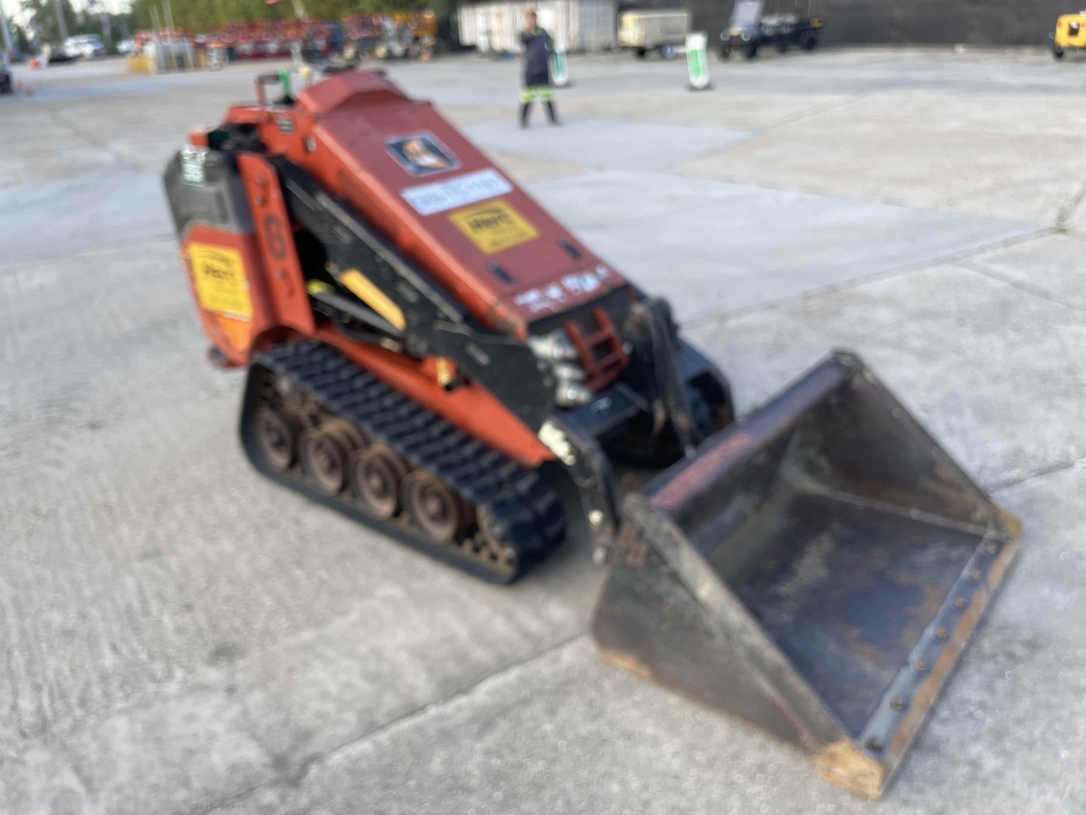 2020 Ditch Witch SK800-2