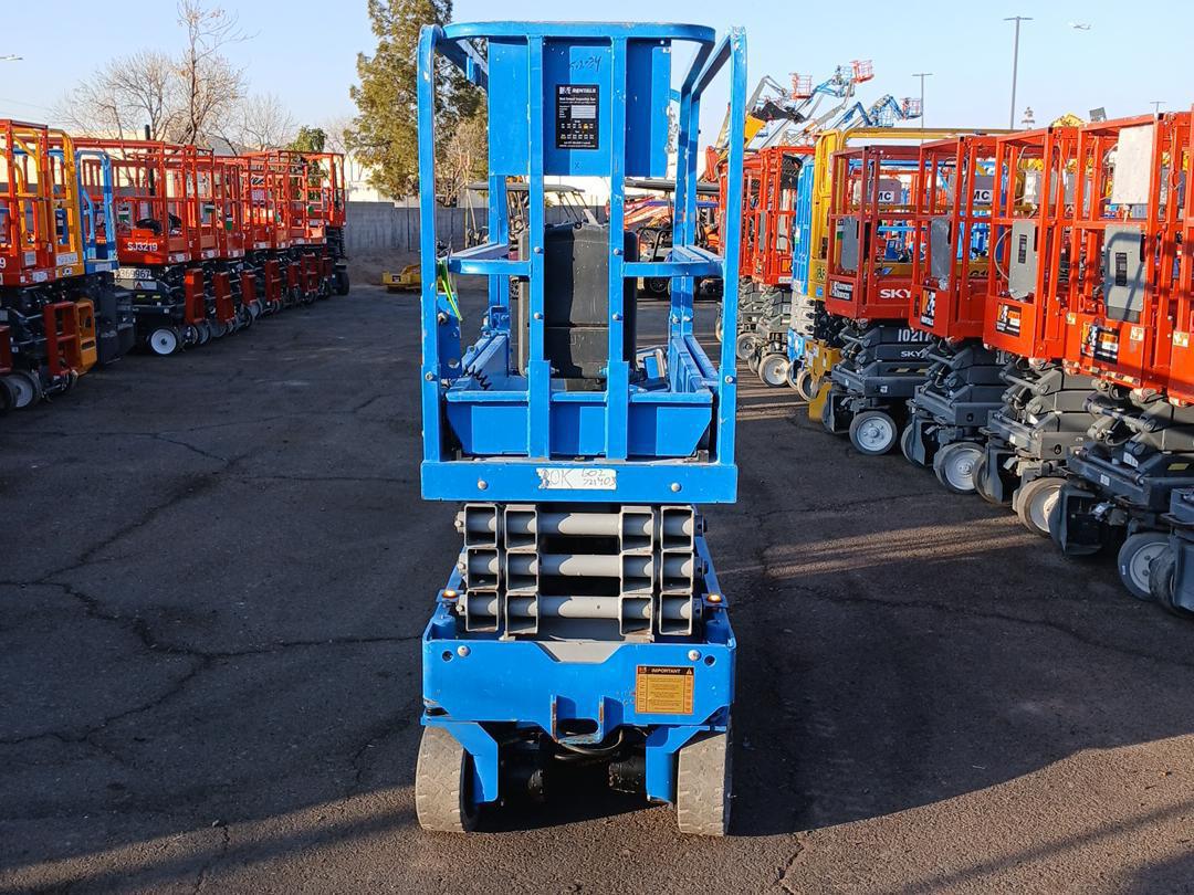 2017 Genie GS-1930