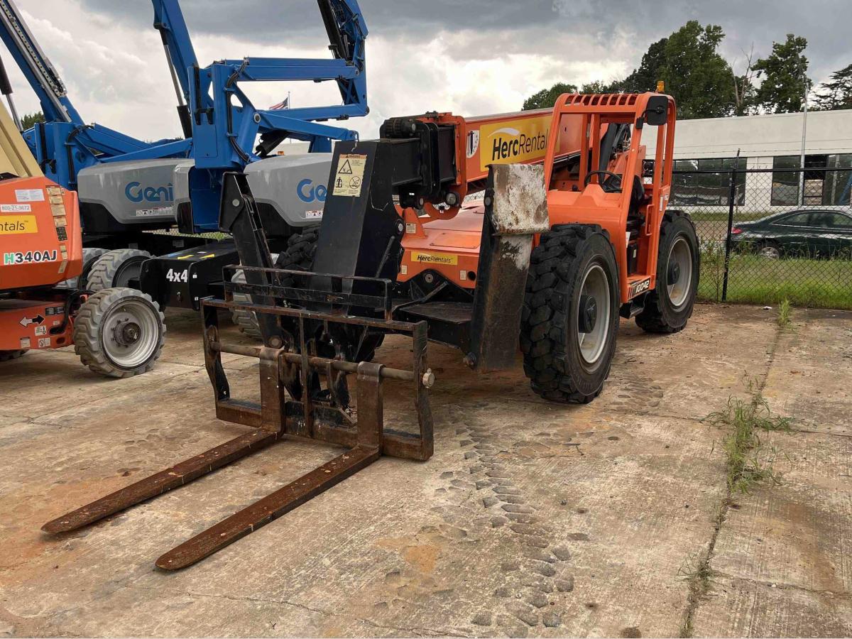 2018 SkyTrak 10042-1