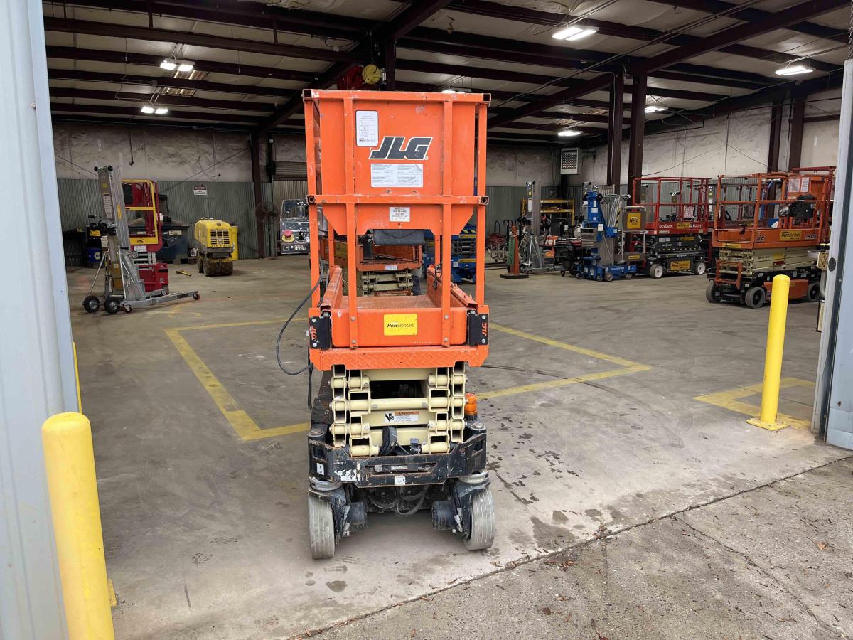 2018 JLG 1932R