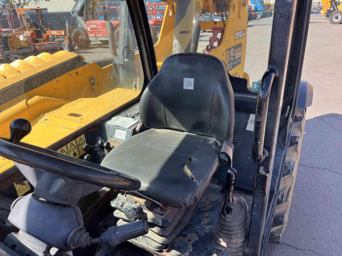 2017 JCB 510-56