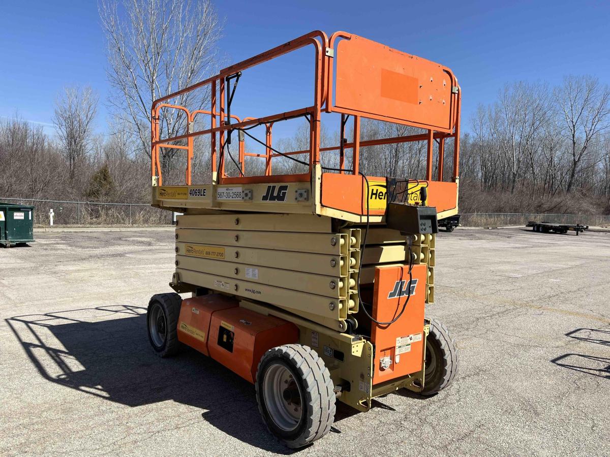 2016 JLG 4069LE