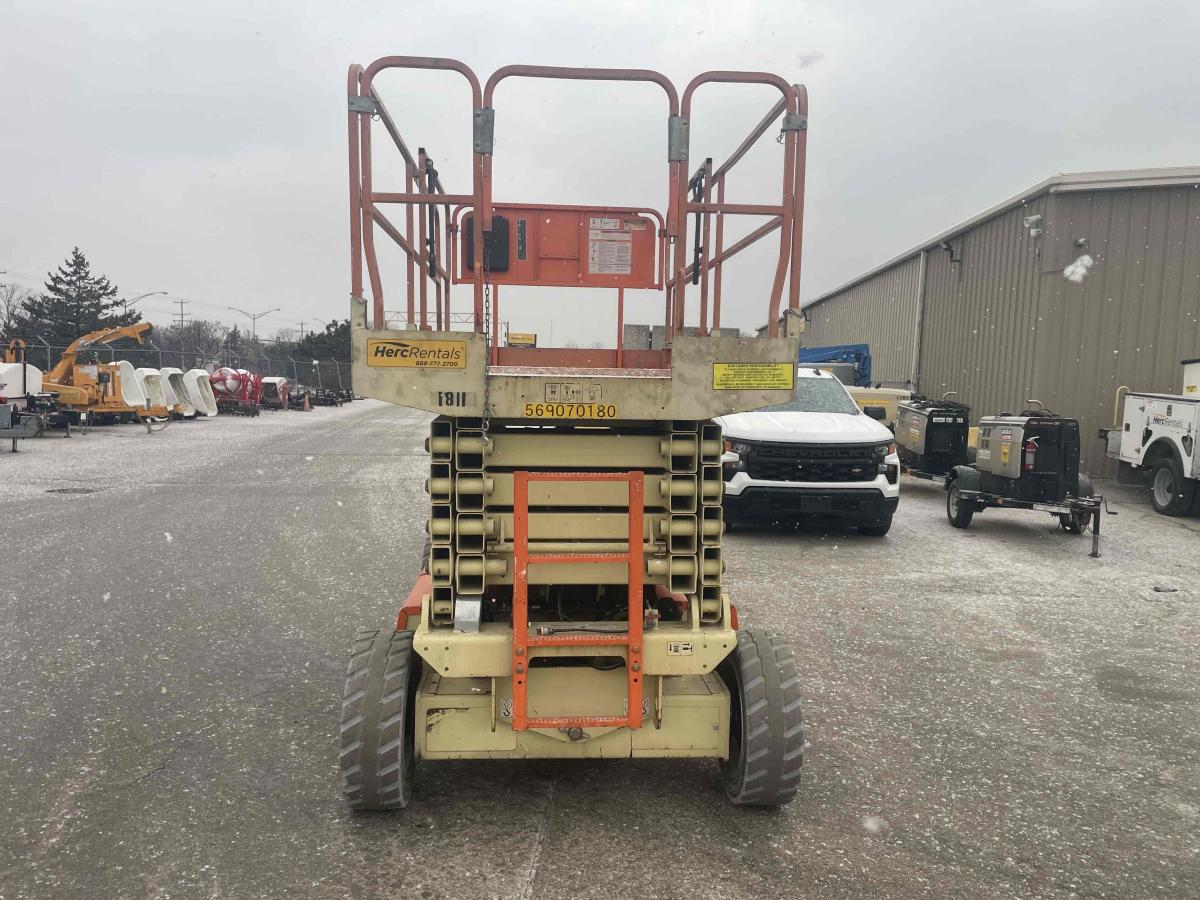 2015 JLG 4069LE