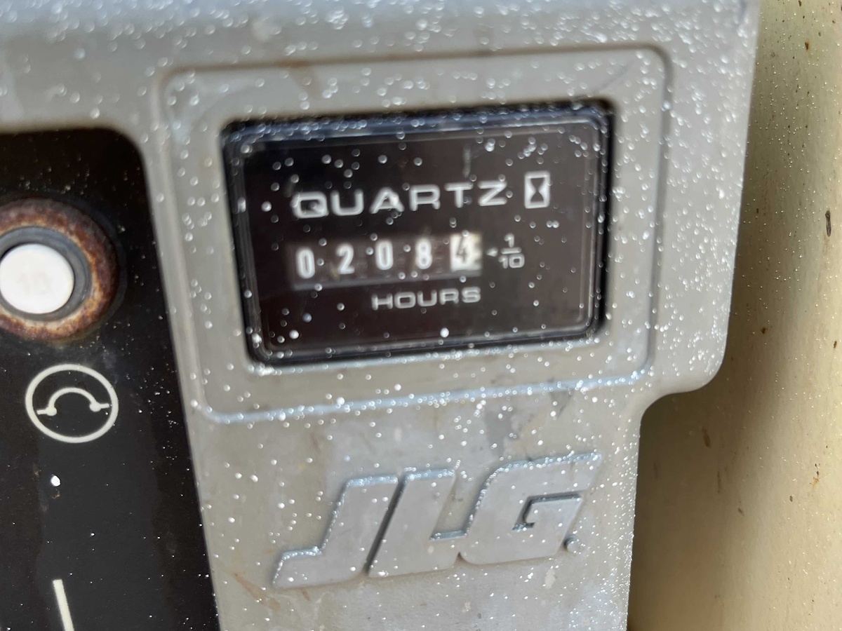 2016 JLG 2632ES-5