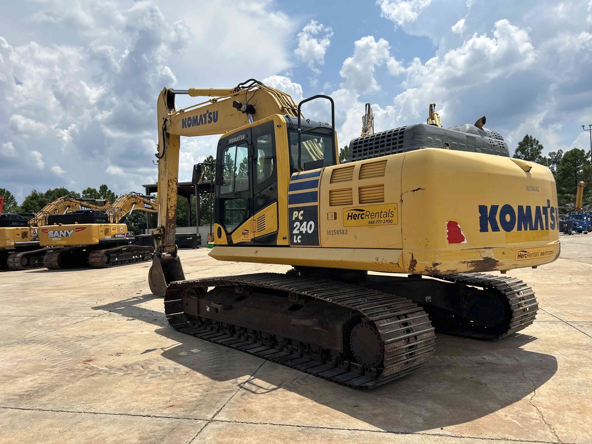 2019 Komatsu PC240LC-11-7