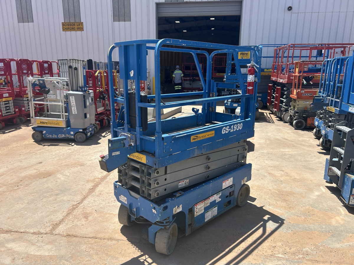 2019 Genie GS-1930