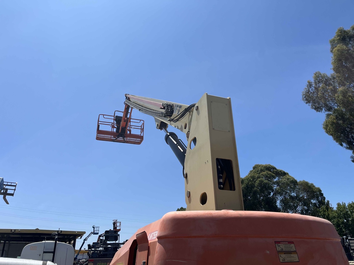 2016 JLG 860SJ-4
