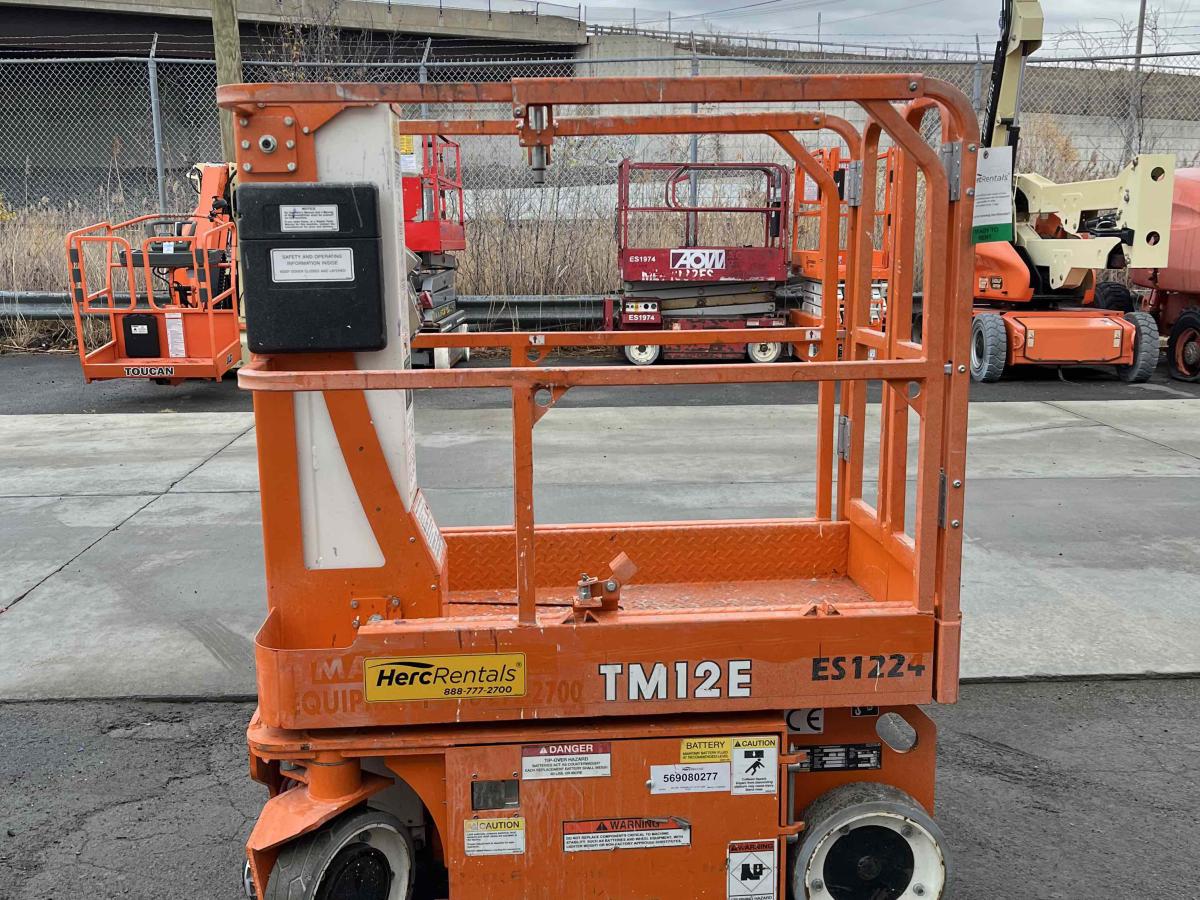 2021 Snorkel TM12
