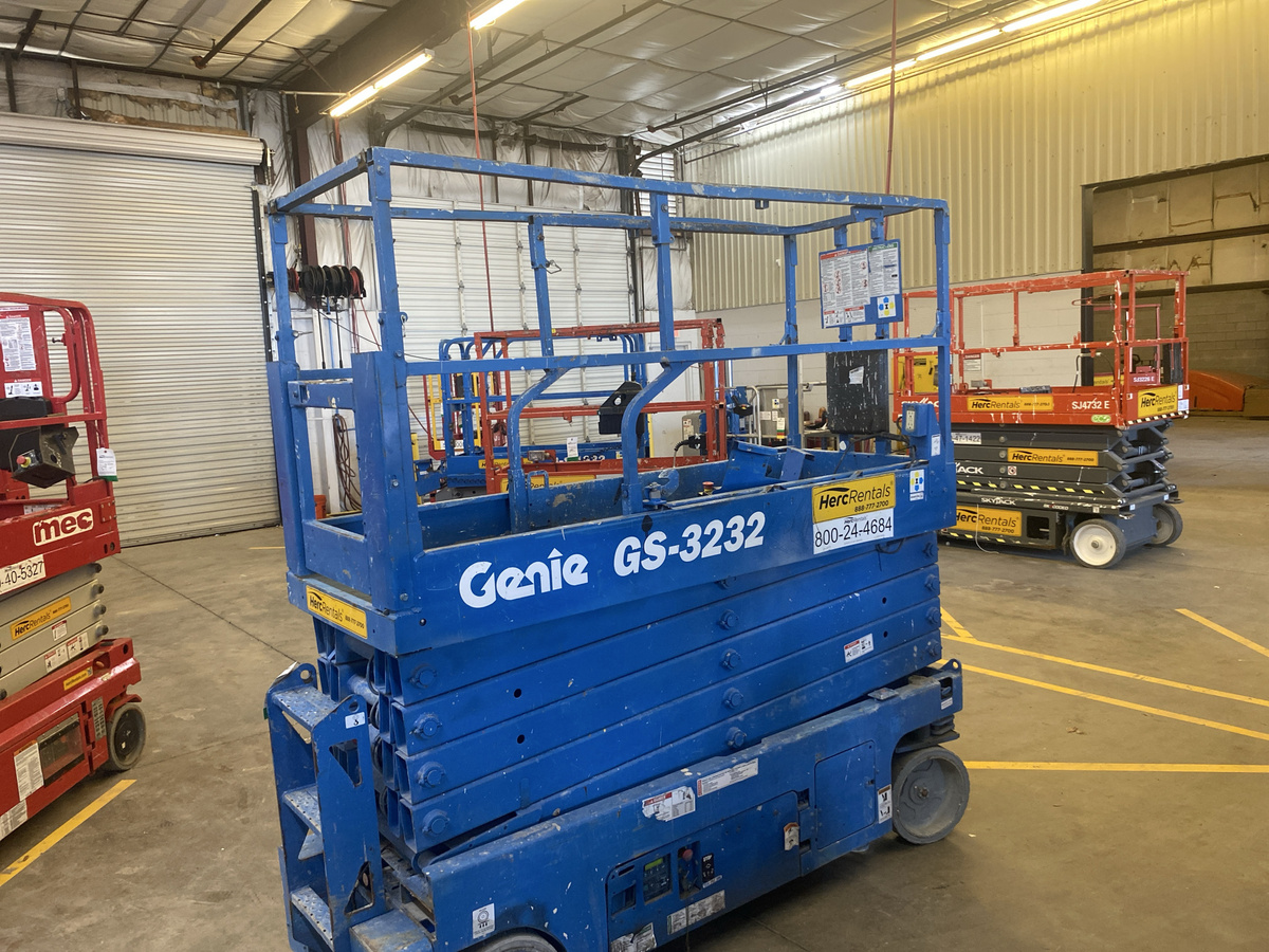 2019 Genie GS-3232-7