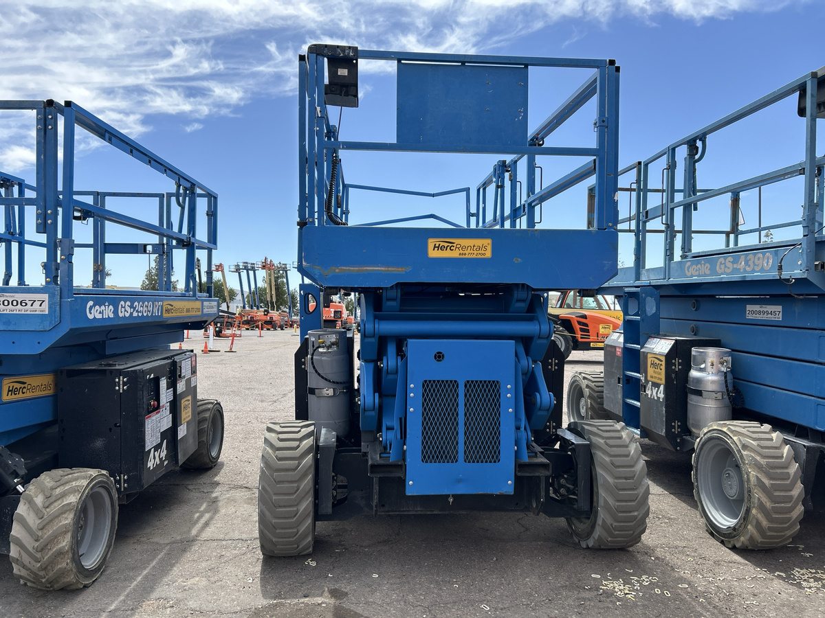 2019 Genie GS-4390 RT-5