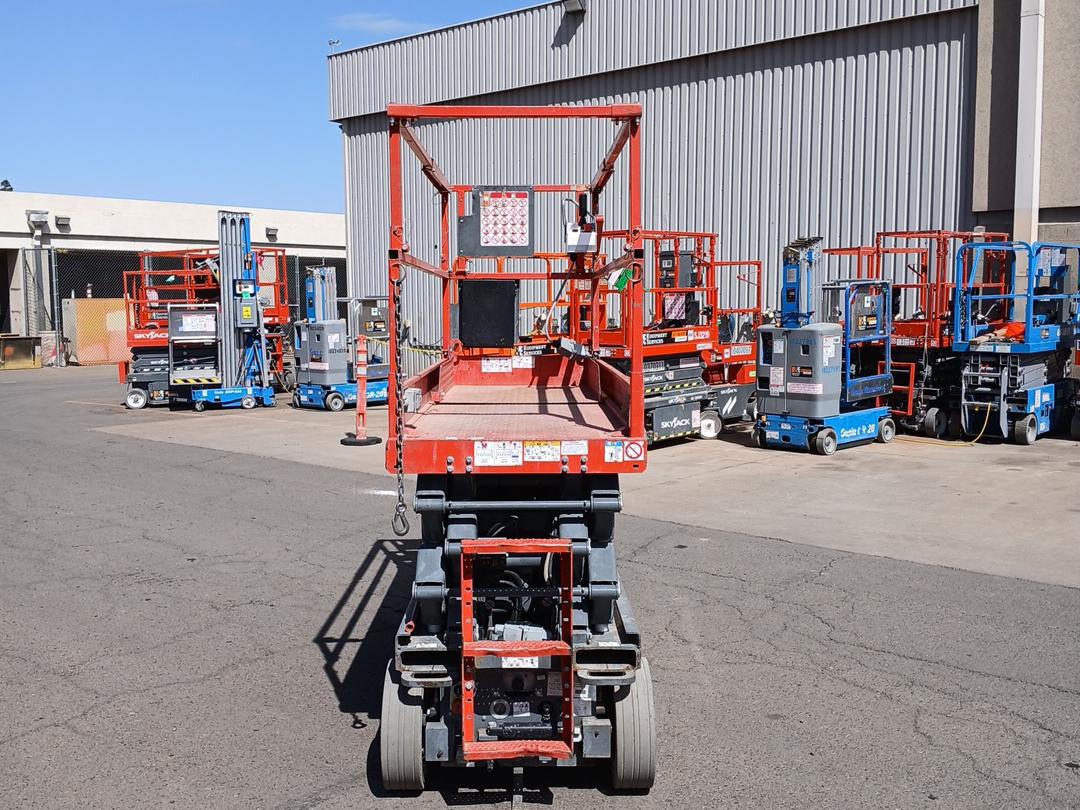 2016 Skyjack SJ3226