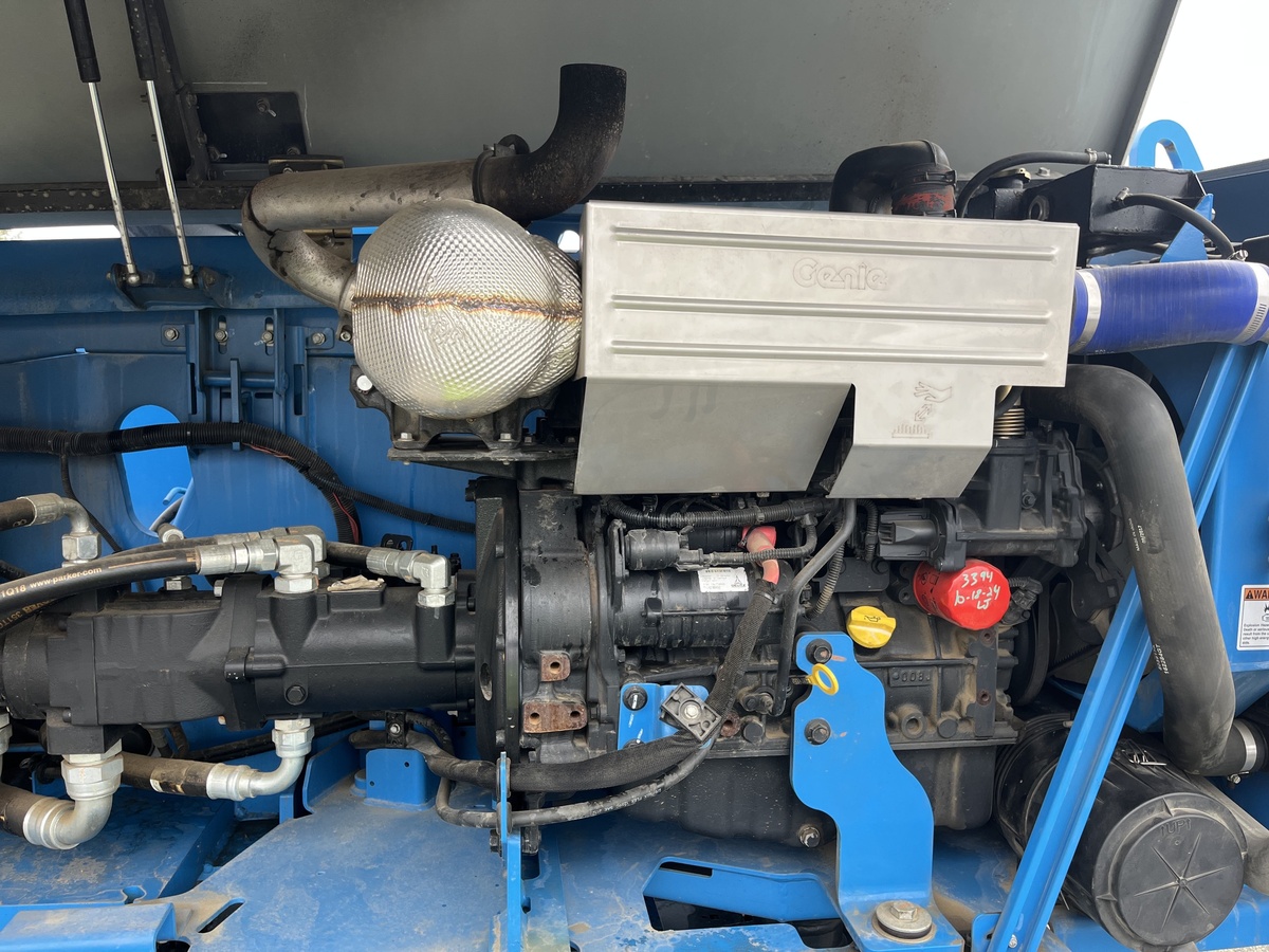2018 Genie S-85-8