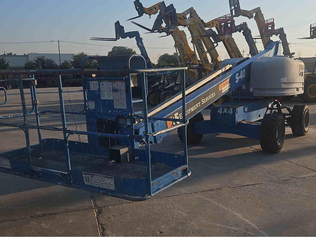 2016 Genie S-40