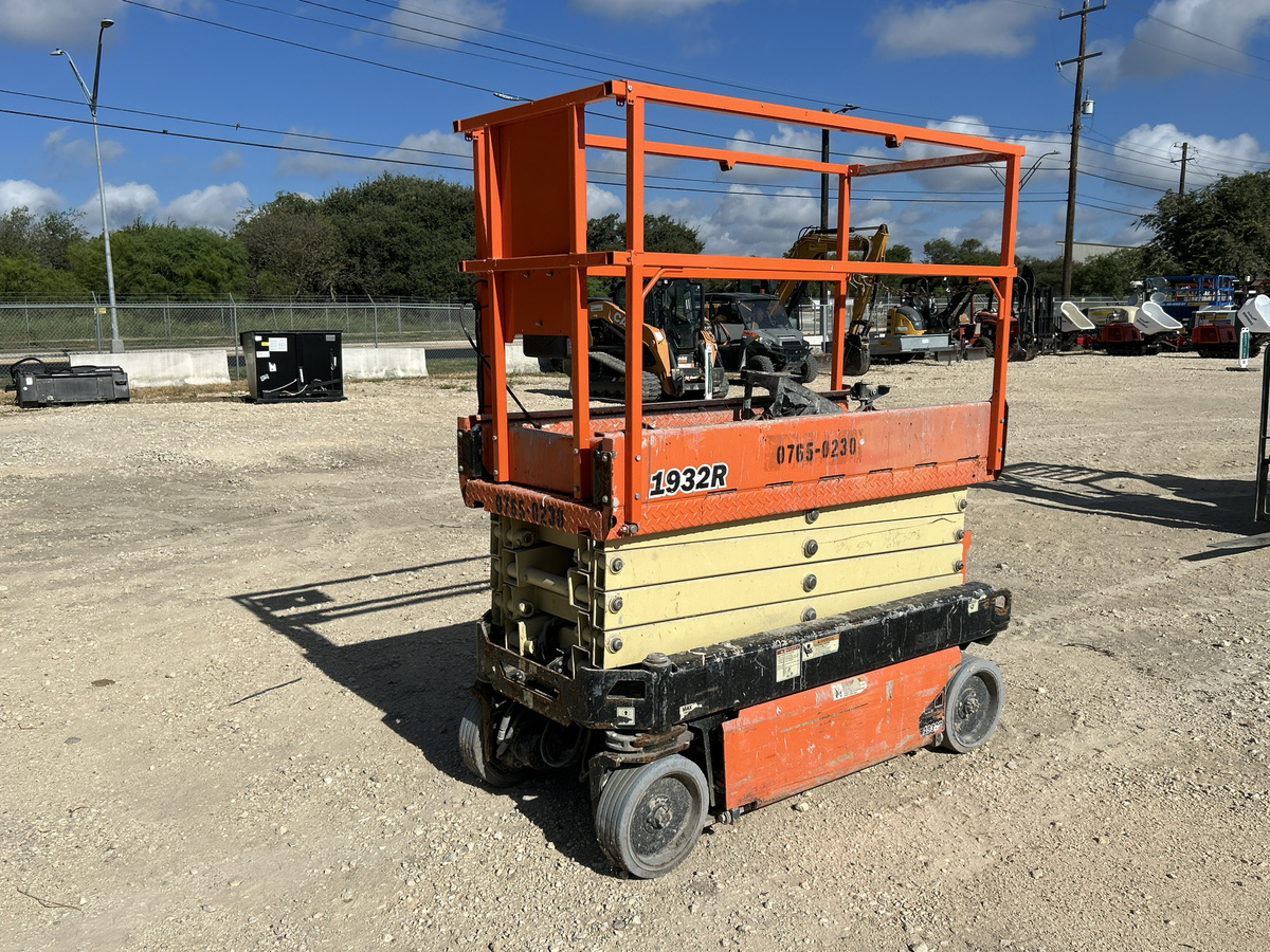 2018 JLG 1932R-6