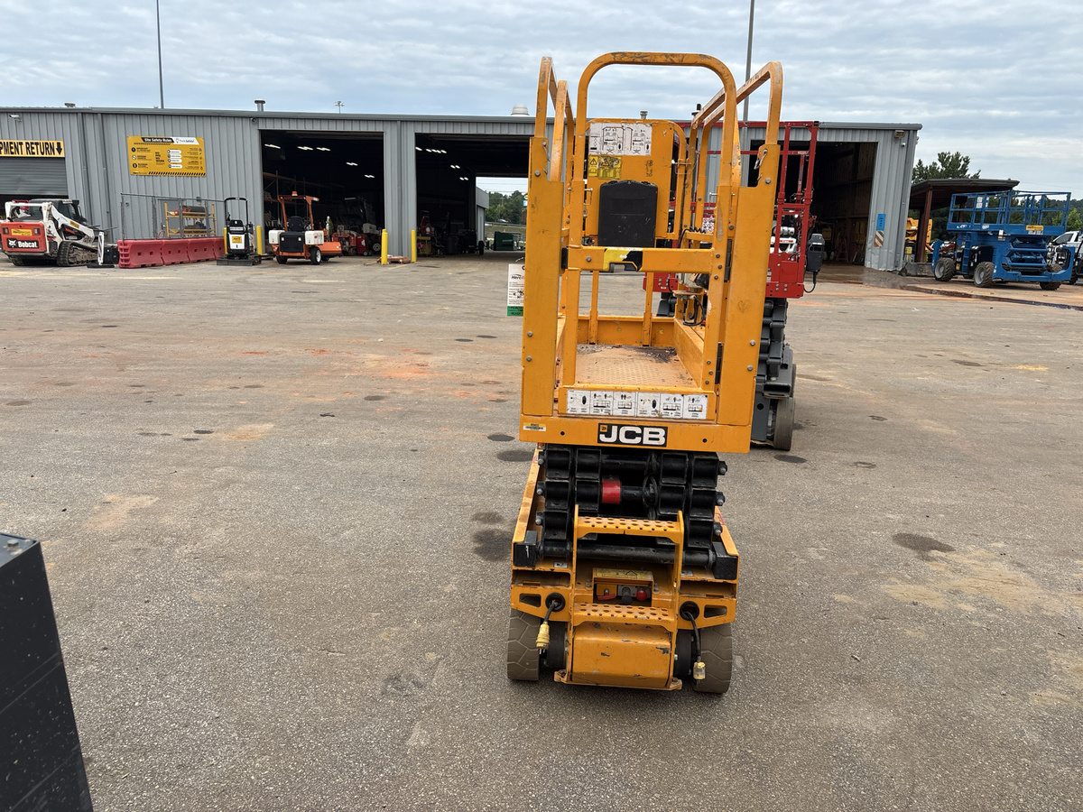2023 JCB S1930E-6