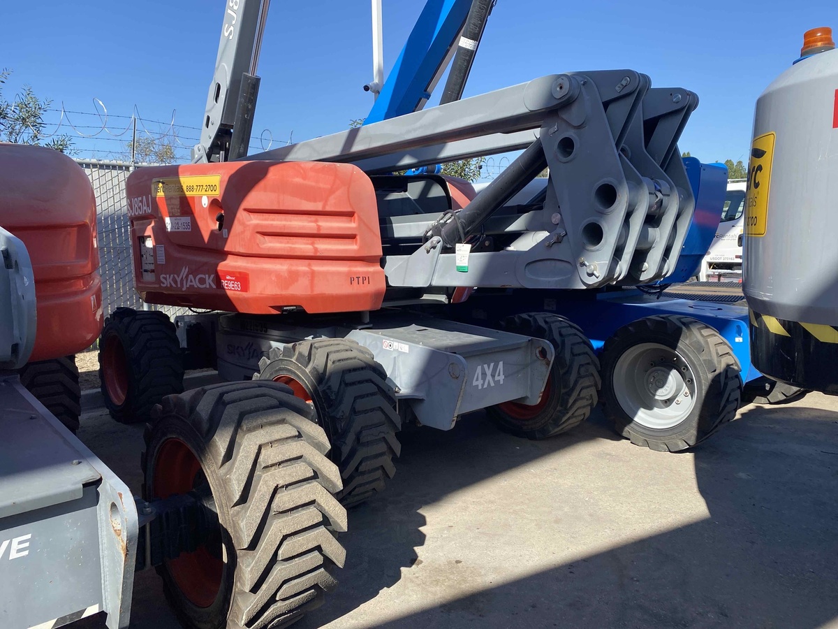 2017 Skyjack SJ85 AJ