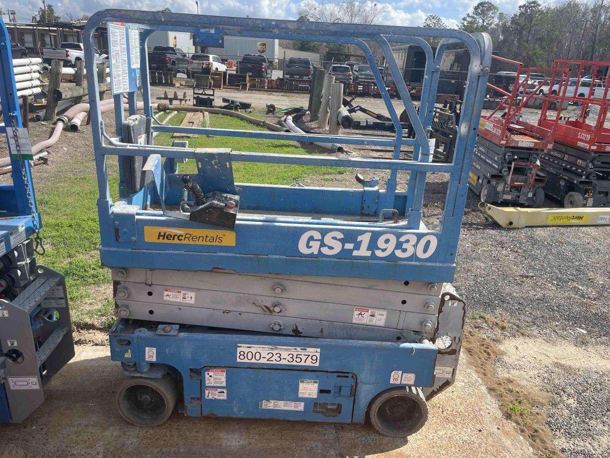 2018 Genie GS-1930