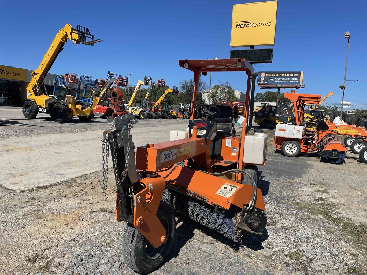 2021 LayMor SM300-2