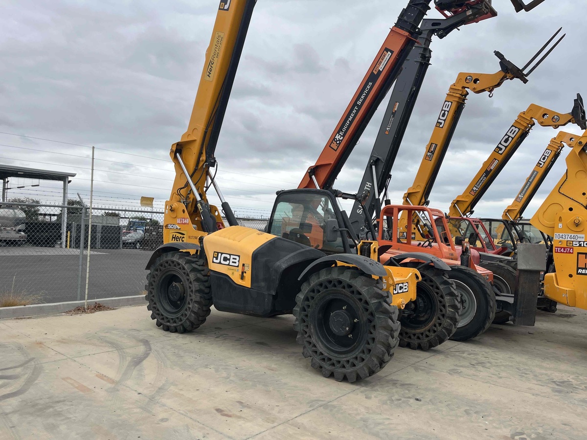 2019 JCB 509-42-1