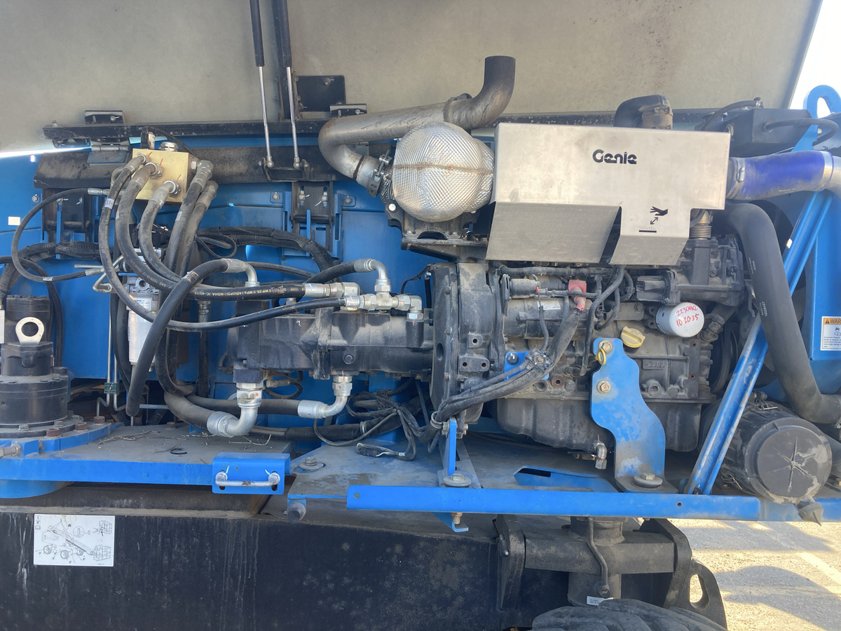 2019 Genie S-85-9
