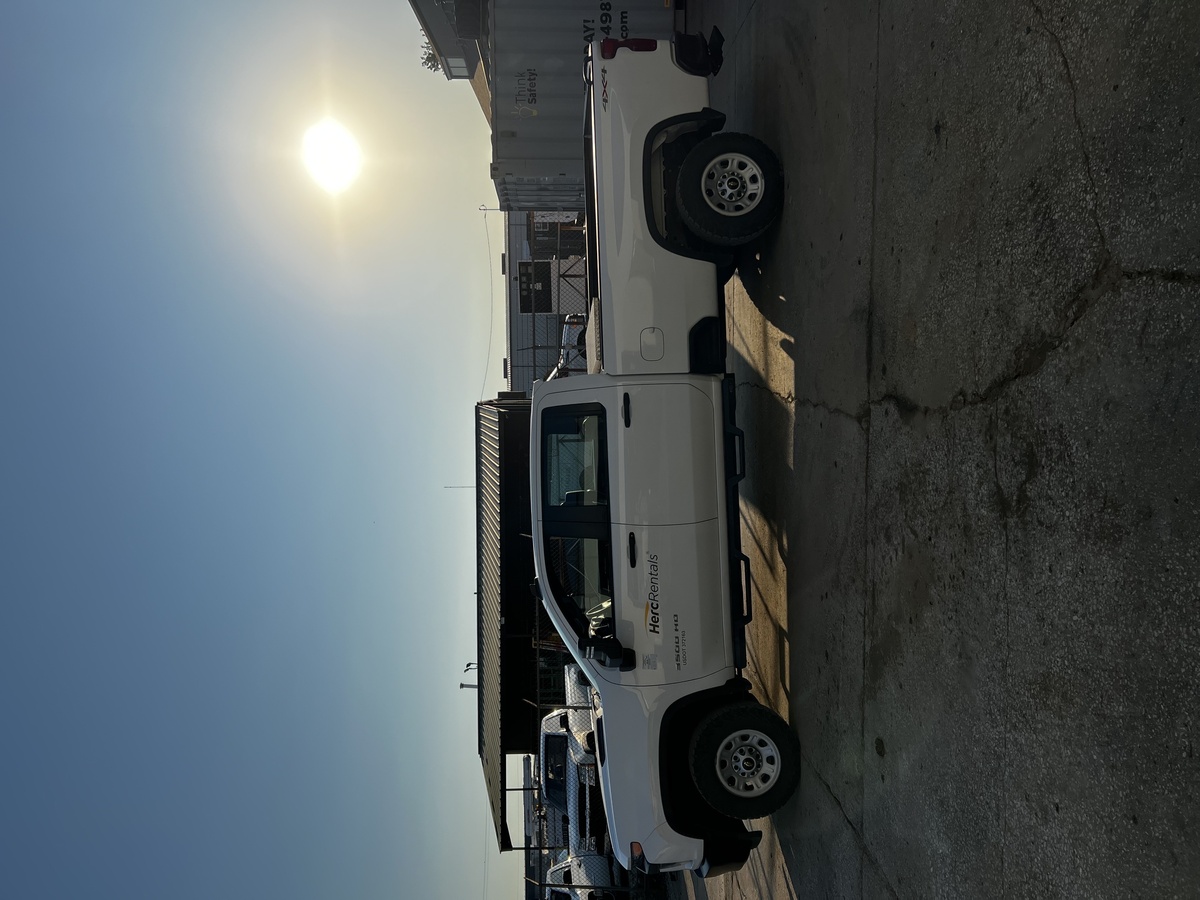2022 Chevrolet 3500-2